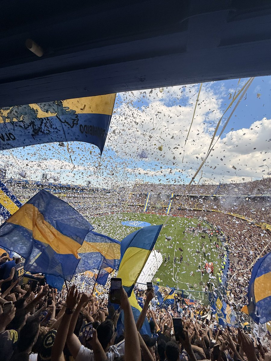 12moramartin's tweet photo. Y un aplauso para nosotros, que lo ganamos desde la entrada en calor. Nos merecíamos esta victoria más que nadie. Siempre presente el jugador número 12. 
SIGAN VIENDO. https://t.co/s1MZG9twKr