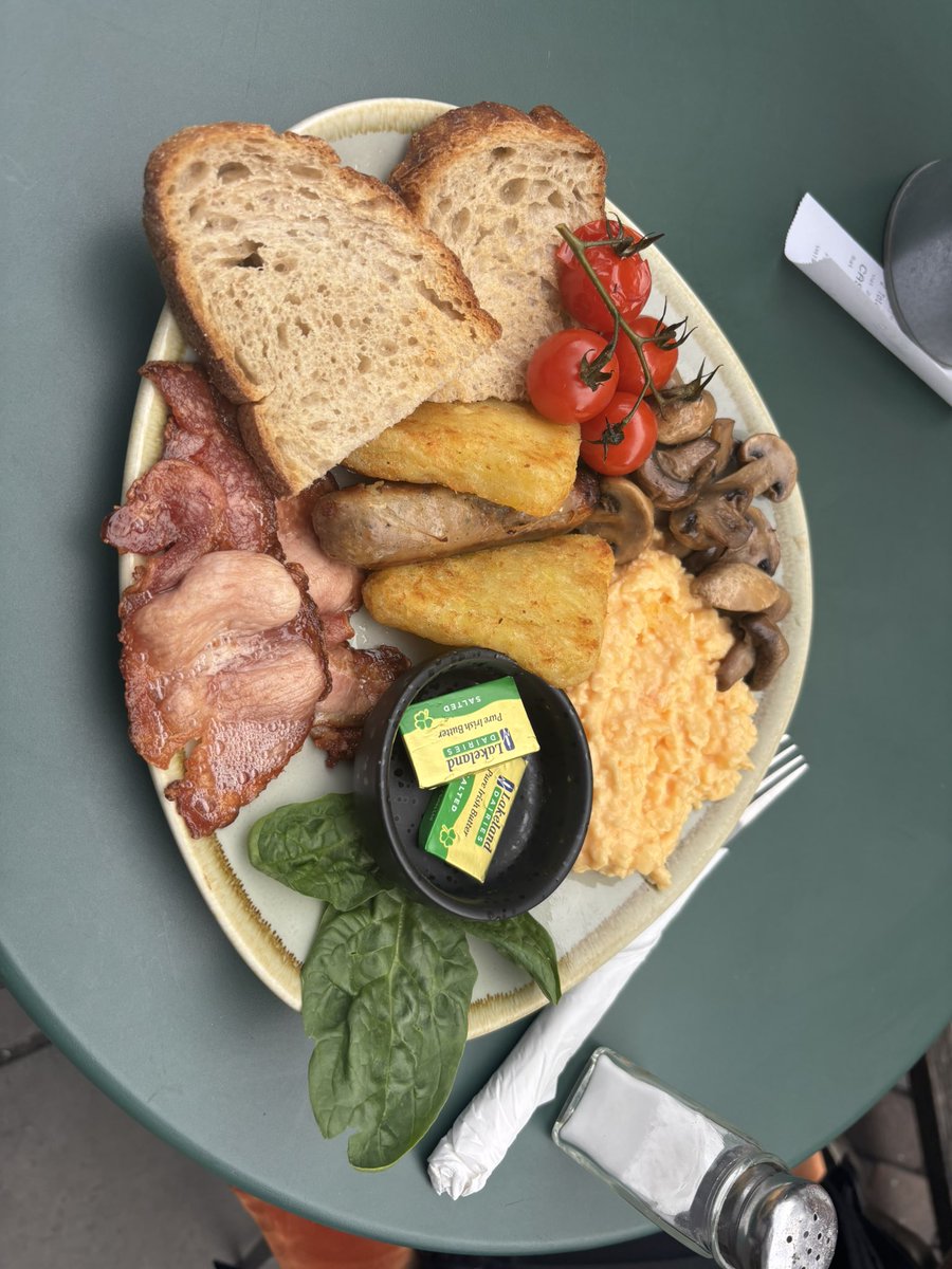 Phoenizard tweet media