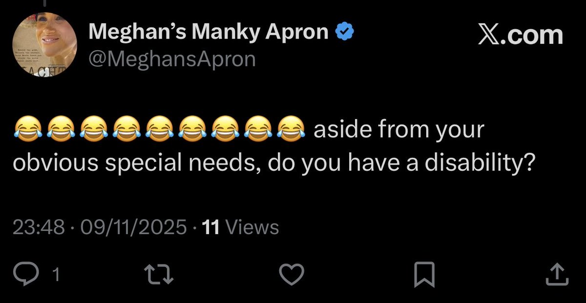 RobbieWWFC's tweet image. Yeah, she’s beyond vile. Not my screenshots, blocked her a long time ago.

@Cerys33Cerys I think you remember this delightful soul. The unwashed and unhygienic one!