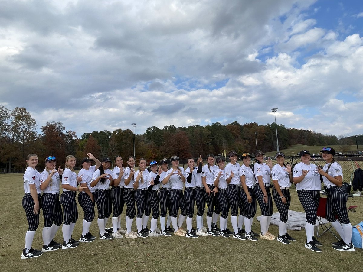 <a href="/AMB2027/">Athletics Mercado 18u Gold</a>  Scenic City Champs! <a href="/ConnectSports_/">Connect Sports</a> put on a great tournament!  Tough competition all weekend.  Great job ladies! <a href="/MercadoAcademy/">Athletics Mercado Academy</a> <a href="/MCSmith79/">Mark Smith</a> 

<a href="/SoftbalAmerica/">Softball America</a> <a href="/SoftballOnSI/">Softball OnSI</a> <a href="/D1Softball/">D1Softball</a> <a href="/LineDsoftball/">Line Drive Media</a> <a href="/BradyVernon/">Brady</a> <a href="/los_stuff/">Carlos Arias</a>