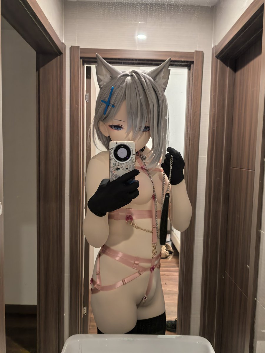 lifengfff's tweet photo. 诺，爱看的反差🐺
#kigurumi #砂狼シロコ #ブルーアーカイブ一 #碧蓝档案 #着ぐるみ  #ブルアカ #BlueArchive https://t.co/U1CTiIyQNc