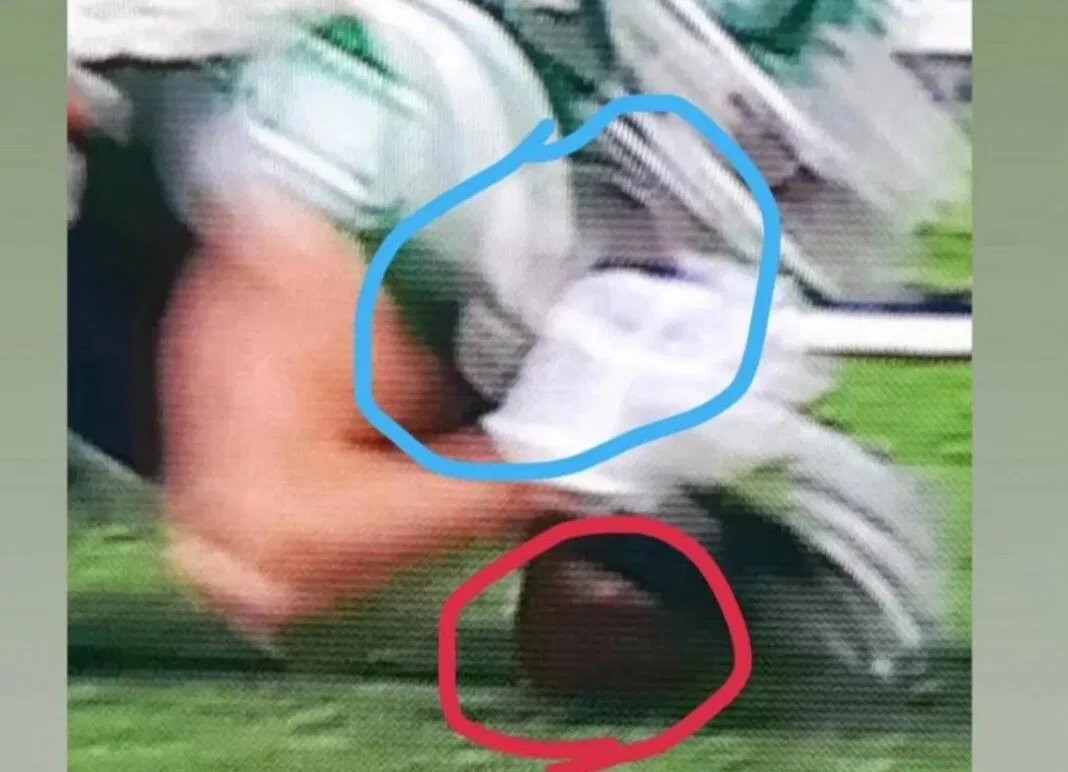 ‘Obvious it’s not a catch’: B.C. Lions believe wrong call was made on Riders’ West Final-winning TD

3downnation.com/2025/11/09/obv…

#CFL #BCLions #RoarAsOne #Riders #RiderNation #GCPlayoffs