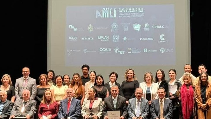 Cerramos el #CongresoDeUrbanismo participativo y resiliente planificado por <a href="/amumexico/">Asociación Mexicana de Urbanistas, AC.</a>, reafirmando nuestro compromiso con un urbanismo participativo y sostenible. Gracias a quienes, desde la academia, la gestión y la comunidad, construyen cada día ciudades más humanas.🌆🤝🏽