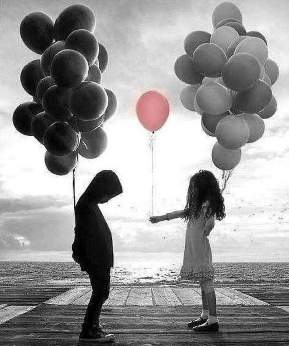 Tristepero real,nunca sabemos en qué lugar estamos enla vida delas personas... Pensamos que somos prioridad, pero enrealidad somos solamenteuna opción...