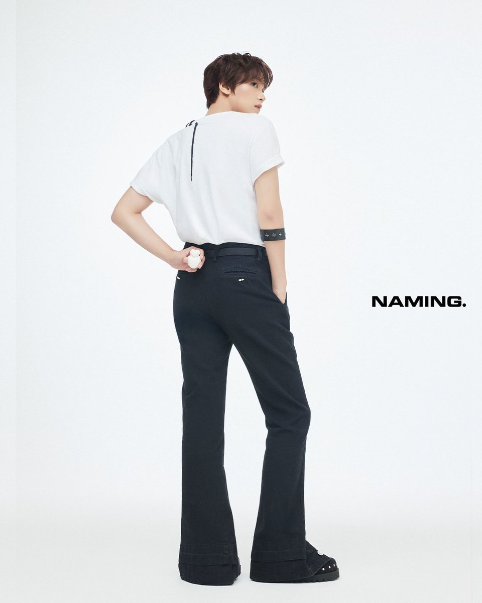 flared trousers on his barbie doll legs…….. we love u naming haechan ….