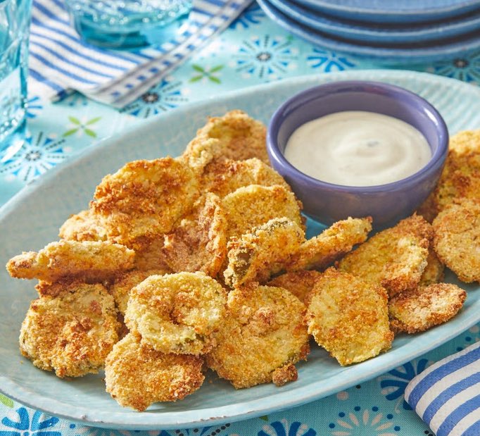 Poquito is shutting down for tonight  #chilltent Thank mew for coming by…Ruby? <a href="/The3Yorkiteers/">Foreveryorkiepups 🌻🧸🩶</a> ? Here’s another batch of snacks for tonight … do with them what mew will 🥰 (((Hugs))) Mew Loving Bartendress