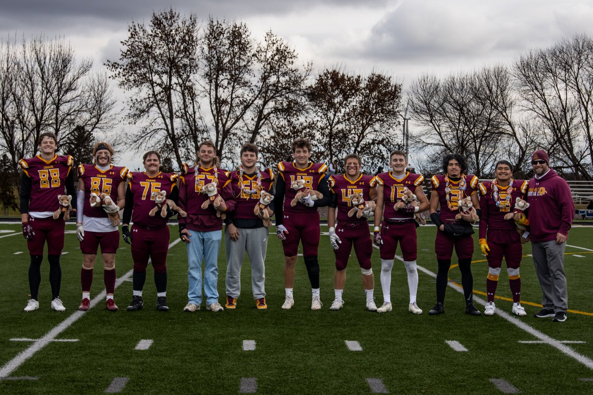 Thank you, Seniors, for your time with
the Cougars. Your dedication and leadership in the
program will not be forgotten 🏈

#TEAM #RollCougs🐾
