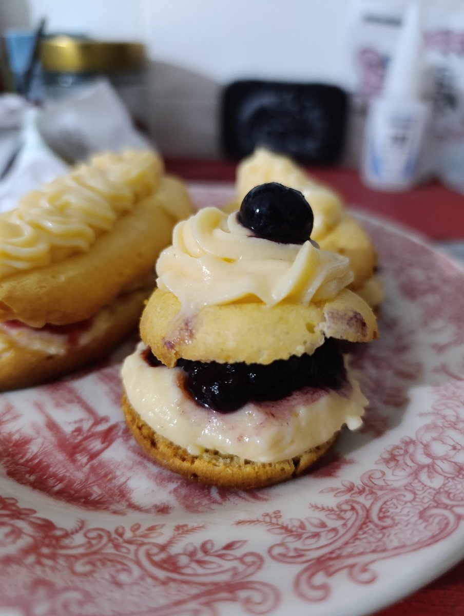 Terapia pra aguentar a chegada da segunda-feira = passar a noite de domingo fazendo doce