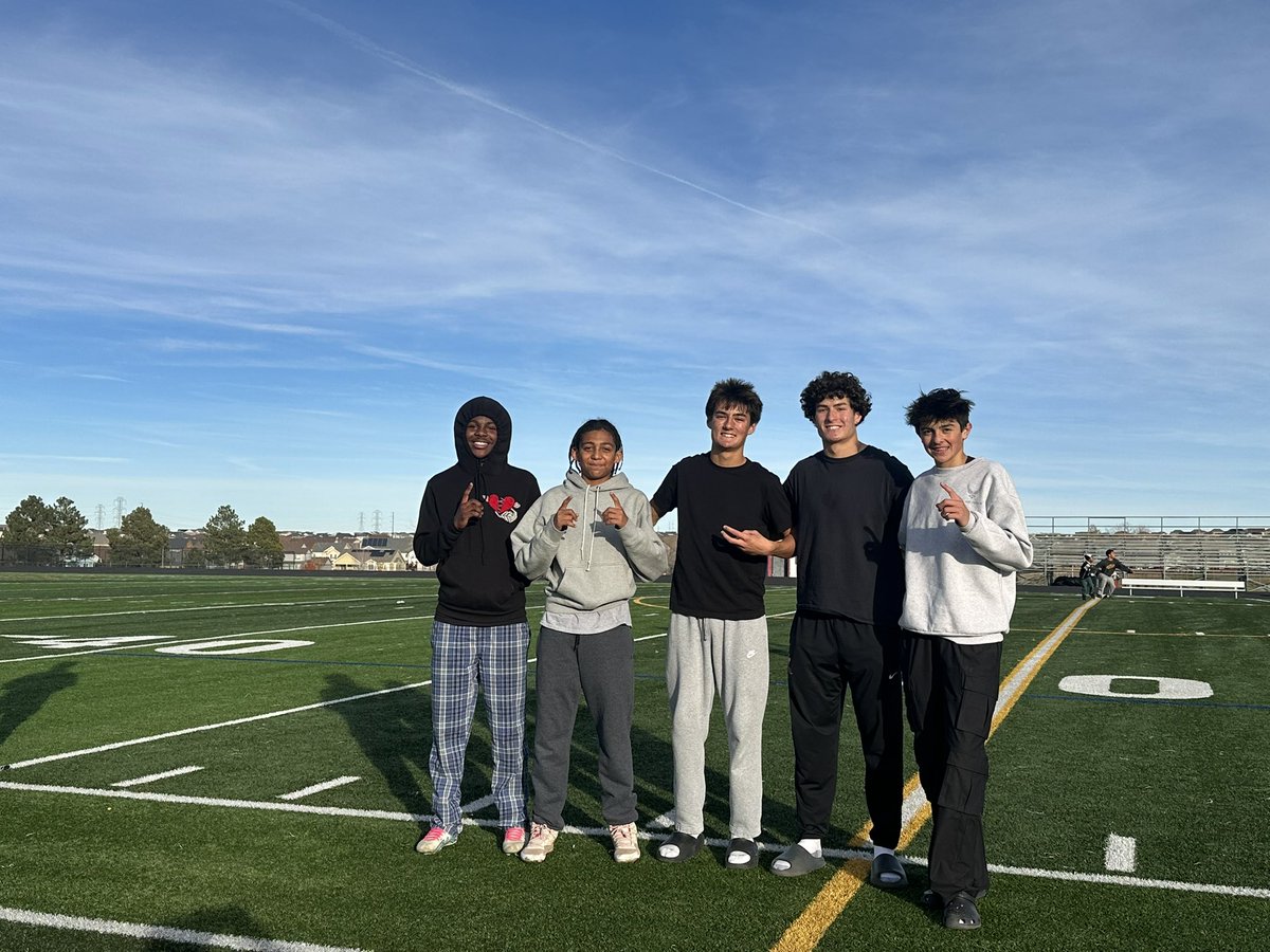 Got to work with some route runners today!! The grind starts now! <a href="/0wen_armstrong/">Owen Armstrong</a> <a href="/GriffinArm1220/">Griffin Armstrong</a> 

TITANS!!

#qb #offseason #chemistry #thegrind #football #whynotus #work #Titans