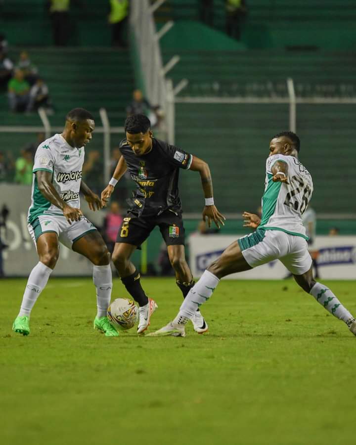 Fecha 20 liga betplay Dimayor II semestre 

<a href="/AsoDeporCali/">Deportivo Cali</a> 🇳🇬 🆚 <a href="/oncecaldas/">🏆 Once Caldas ⭐️⭐️⭐️⭐️</a> 🇮🇹
📅 Jueves 13 de noviembre 
🕖 7:00 PM 
🏟️ Deportivo Cali 
📺 Por definir