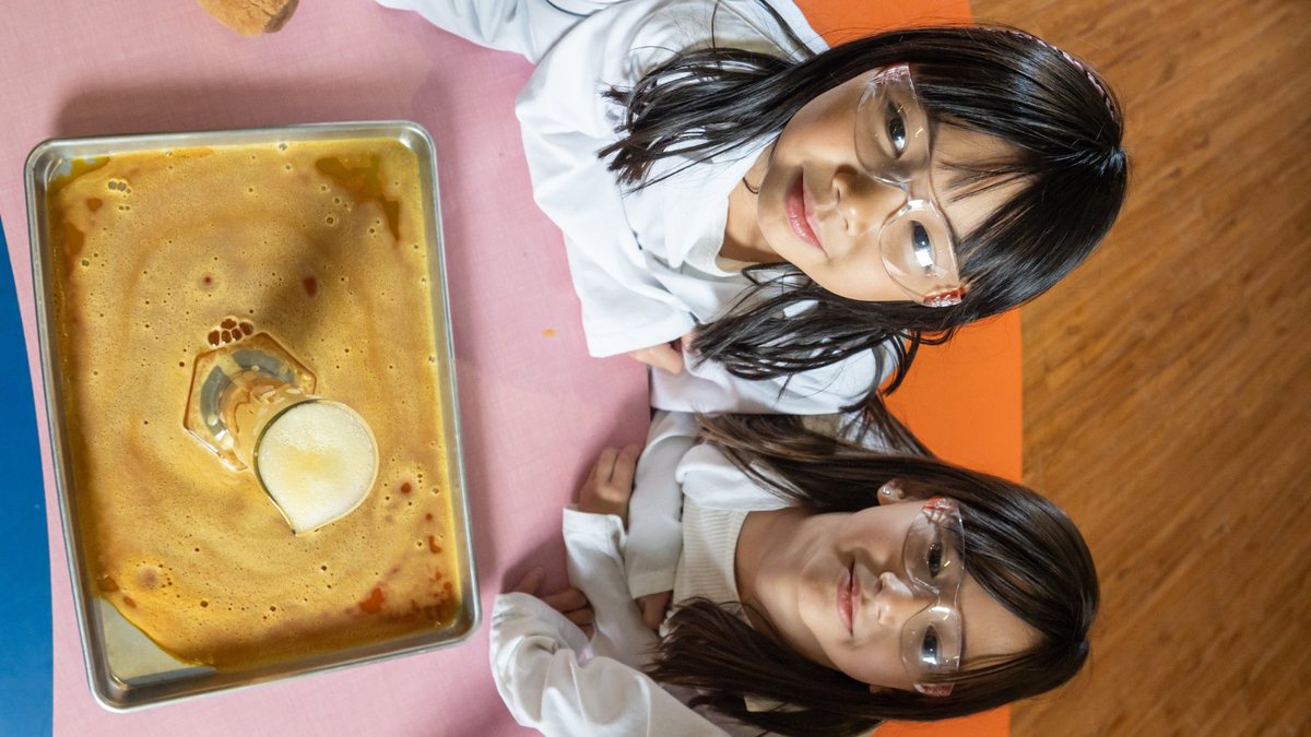 TELUS_Spark's tweet image. SCIENCE FOR EVERYONE, SERIOUSLY.

 🧪 Build + innovate in Open Studio
 🧬 Explore what makes humans, human
 🧒 Splash + climb in the Creative Kids Museum
 🦖 Fly with dinos in VR
 🌌 Team up for cosmic missions

Come get curious. 🔬⚡️ #ScienceForAll #TELUSSpark