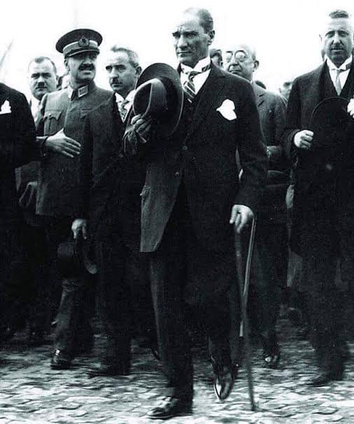 Sonsuz saygı, özlem ve minnetle…