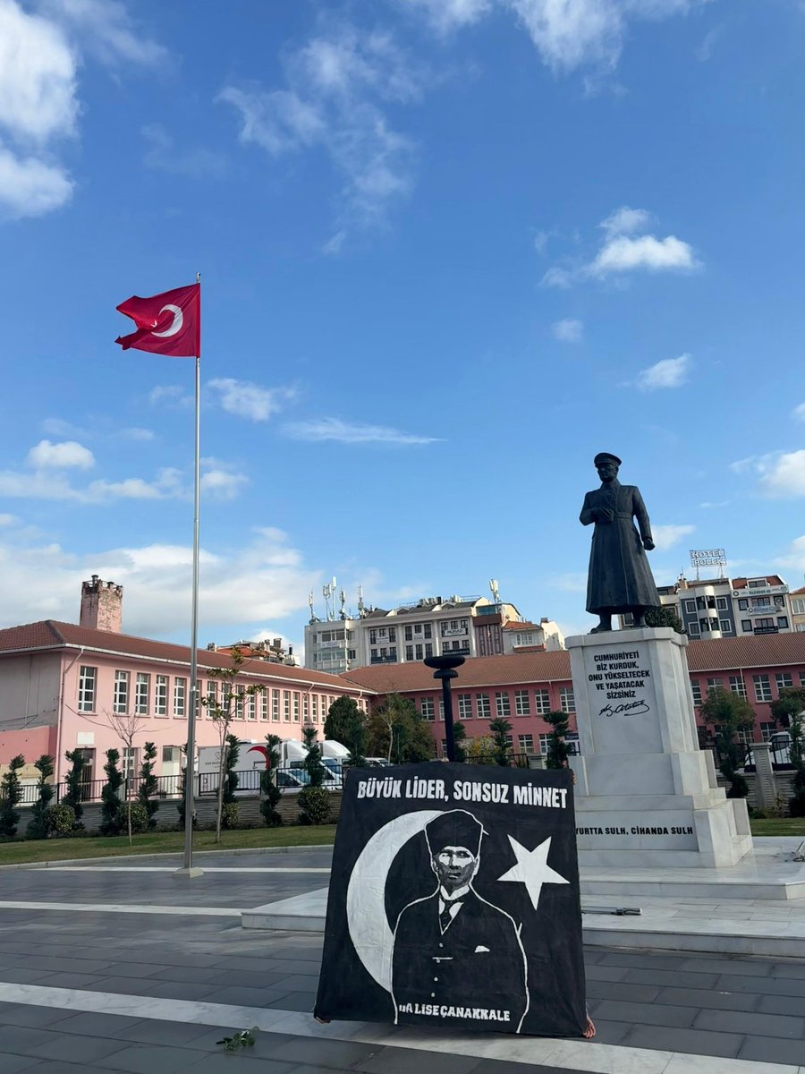 Kasım da güzeldir, 10’u olmasa!

#ultrAslanLİSE