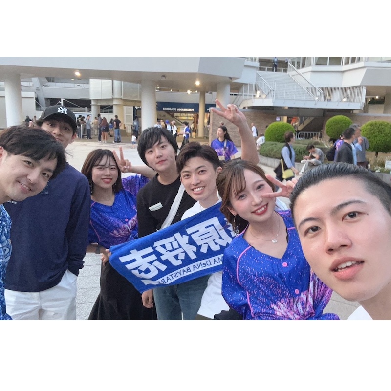 Baycurrent_inc's tweet photo. ◢◤ Career Steps ◢◤
〜キャリアの軌跡〜

若原さんは入社後、コネクテッドカーの法務対応サポートに従事。
現在はシステムの設計・整備を担当しています。異なるチームや専門領域の間をつなぐ橋渡し役として活躍し、プロジェクトを動かす手応えを実感していると語ります。