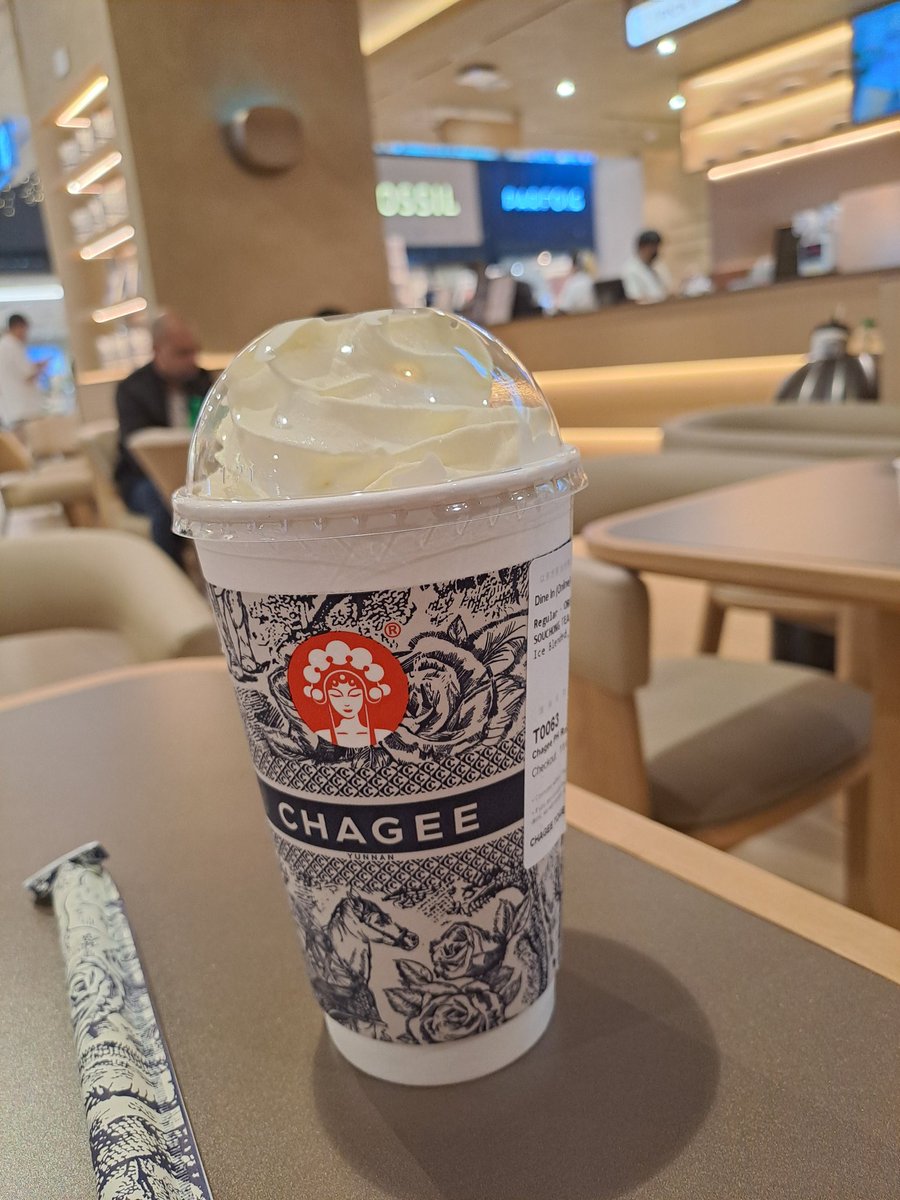 xandz34's tweet photo. Chagee is here in the Philippines 🧋
#Selfie #Mall #Chagee #奶茶 #Chageeph #霸王茶姬 #霸王茶姬chagee
📷 Nov 9 2025 @chageeph https://t.co/itYcESb3vx