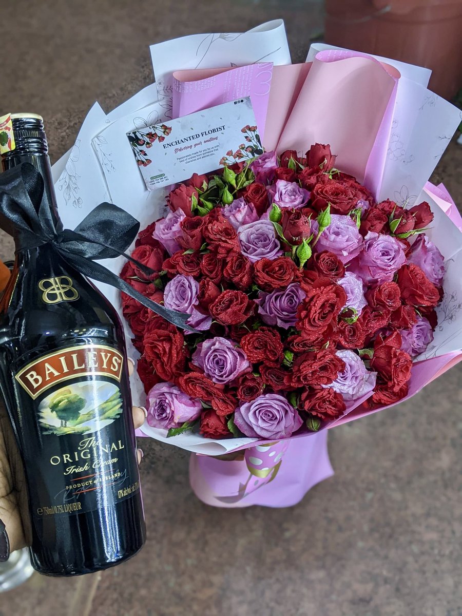 EnchantedUG's tweet photo. Hey Monday🌹 https://t.co/lqQs5uZ3cl
