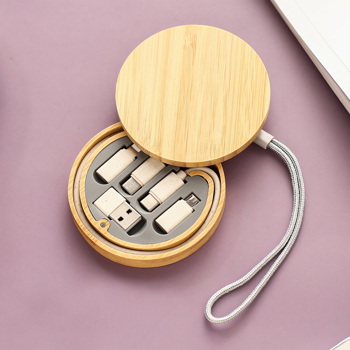 glarearmani's tweet image. Wood Charger Pack 

Connect with Nature and Tech
Who says tech can&apos;t be beautiful? This bamboo cable organizer keeps you charged, connected, and organized — sustainably. #WoodenTech #EcoSmart

Price:55,000ugx 

WhatsApp:0707267566/@glarearmani 

Deliveries can be made