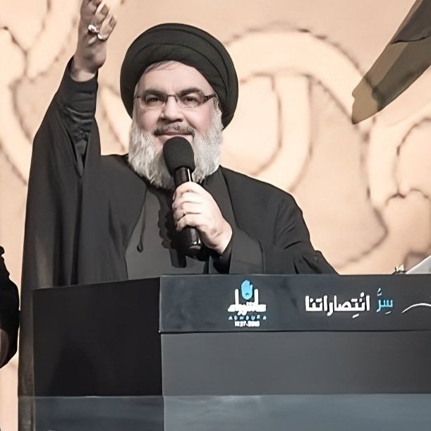 ايهـ.ود باراك الرئيس الاسـ راءيلي السابق:  
ما رأيت رجلاً اذكى من حسن نصرالله 
كان يحطّم ما تعبنا عليه اشهر،بخطبة واحدة  

"بعض الاحيان كنت اتيقن انه ساحر"
#انا_على_العهد