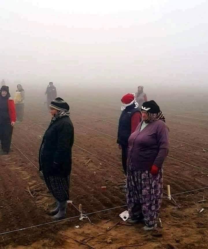 Anadolu topraklarından saygı ve minnetle. Saat 09:05
#10Kasım #Atatürk