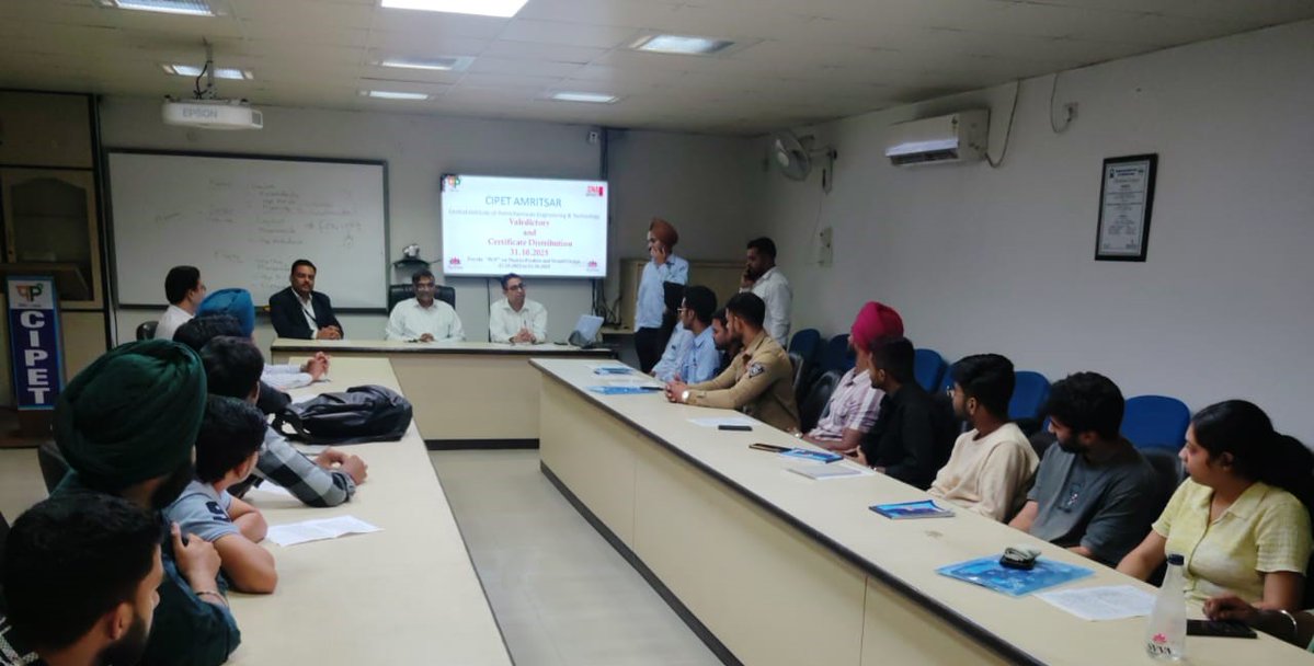 GnaUniversity's tweet image. #GNAUniversity- Department of #Mechanical and #AutomationEngineering completed a 5-day Value-Added Training Program at CIPET (Central Institute of #PetrochemicalEngineering and Technology), Amritsar — a prestigious Government of India project.