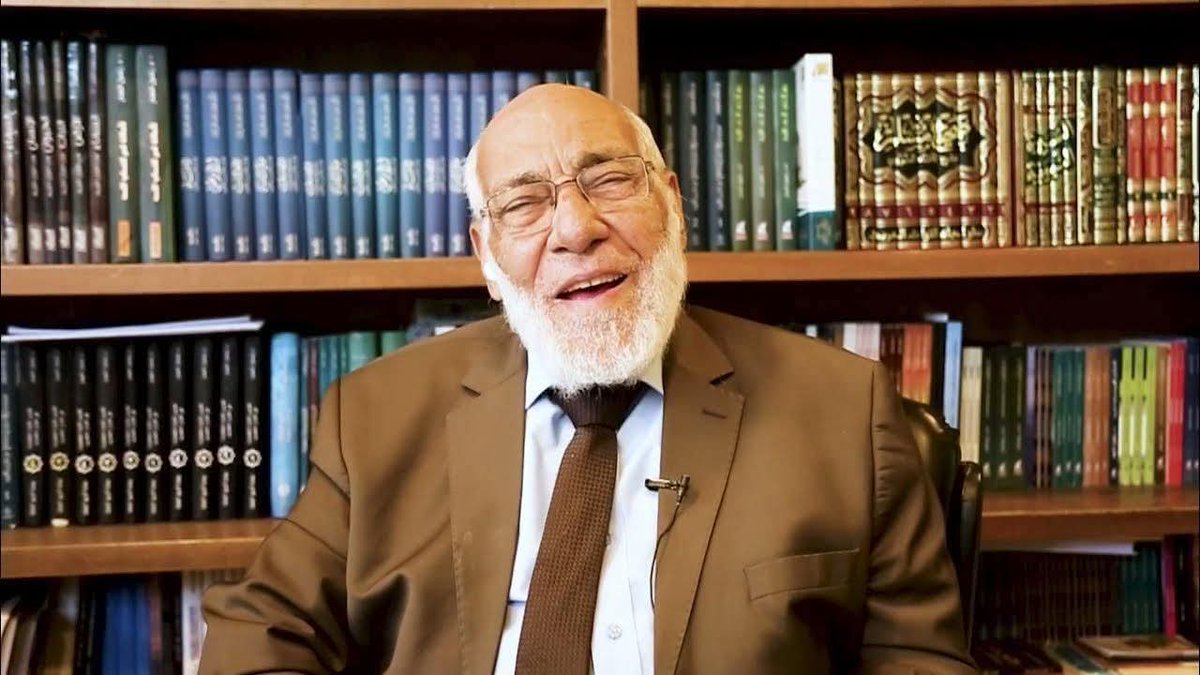 sameh_asker's tweet image. الشيخ زغلول النجار كان لي موقف واحد معاه

عام 2010 دخلت معاه مناظرة على منتدى التوحيد السلفي، كنت وقتها إخواني وما كنتش ضده ولكن كان عندي تساؤلات حول مسألة انشقاق القمر، فدخلت أسأله كعالم وكنت متوقع إن يكون رده علميا موضوعيا أو رده قويا،

لكنني وجدت شيئا آخر

وجدت شخص سبّاب…