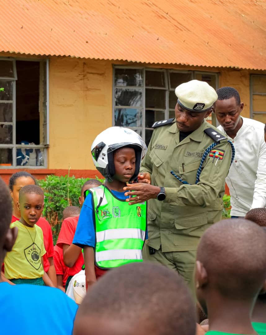Every child’s life is precious. 
Let’s make our roads safe for the young ones:
 Teach them to cross at zebra crossings
 Guide them on traffic lights
 Always walk with them near busy roads

Together, we can prevent road tragedies.
#ITMSUg #SafekidsSafefuture