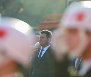 Atatürk’ü Anma Töreninde Çelenk Sunumu