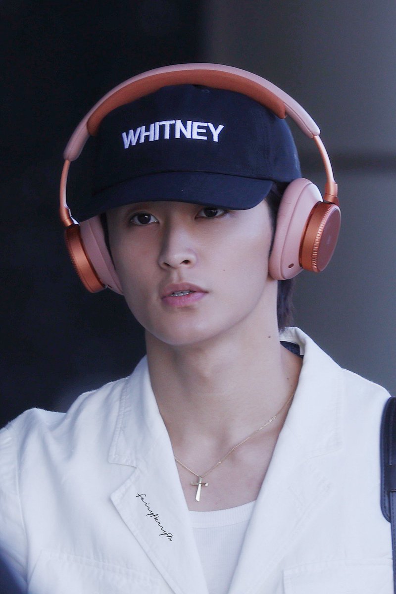 FairyBerryM's tweet photo. 251110 GMP출발

#마크 #MARK #MARKLEE #NCT #NCTDREAM #NCT127 https://t.co/eQMx14ygA6