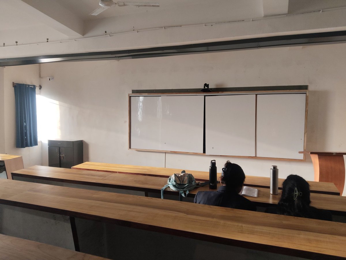 mohitparmarsoni's tweet image. Exam ke din padne wali adat ek din mujhe fail karake manegi 🥲