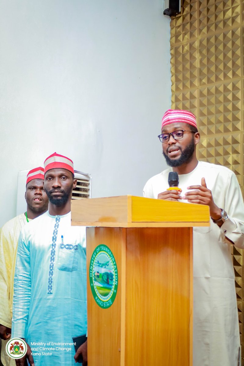 DahirMHashim's tweet image. Education remains one of the most powerful tools for shaping the future of our society.
Yesterday, I had the privilege of joining fellow NNPP stakeholders from Dala Local Government in supporting our newly selected 1001 Kwankwasiyya postgraduate scholars — a generation of bright…