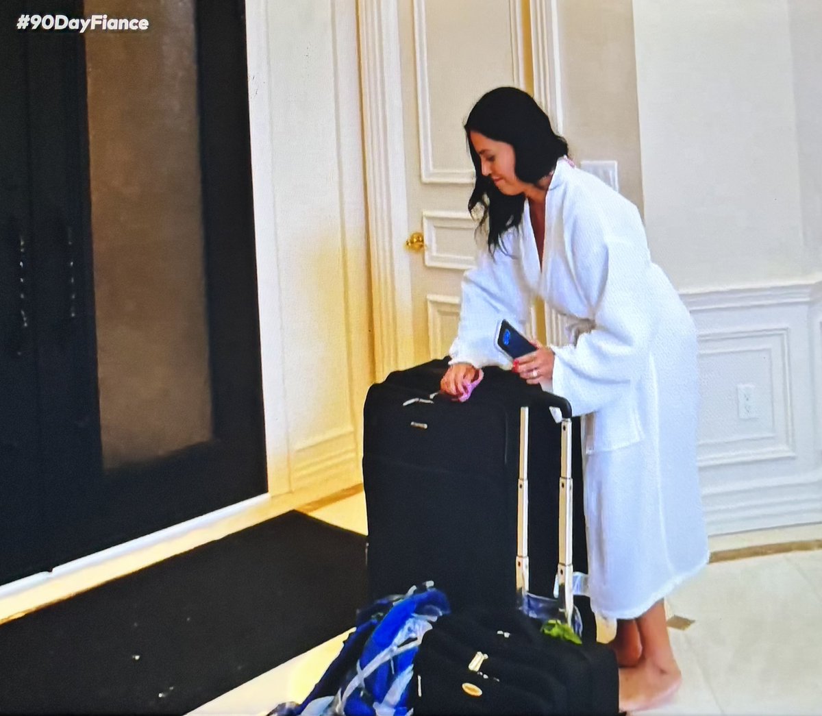 Such an immature child! 🤦🏼‍♀️I just wonder what her tiny little brain thinks this accomplishes? 🙄#90DayFianceHappilyEverAfter
#90DayFianceHappilyEverAfterTellAll #90DayFiance