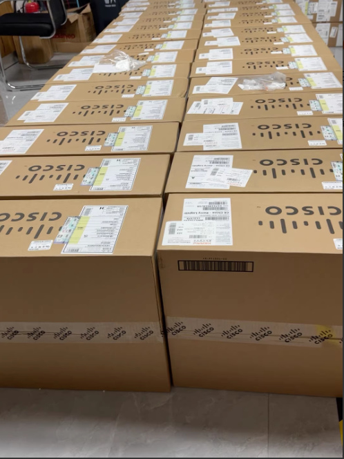 antom_tech's tweet image. Cisco C9300-24T-4G-A: Empowering Enterprises with Efficient Networking
Strong Port Configuration: 24 Gigabit Ethernet ports for terminal access, 4 10 Gigabit fiber ports for high-speed uplink
#cisco #ITsolution #Networking #server #switchs