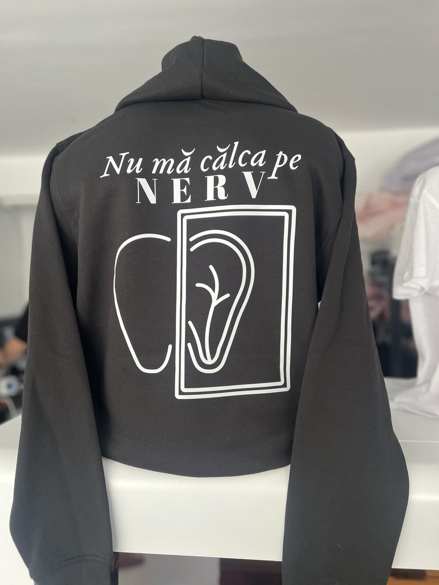 Larisa Kralik ⭕️ Artoons-Design tweet media