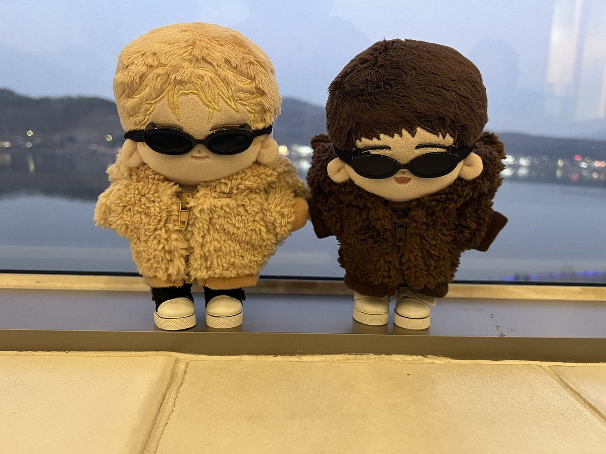 일하다 말고 급발진❤️‍🔥