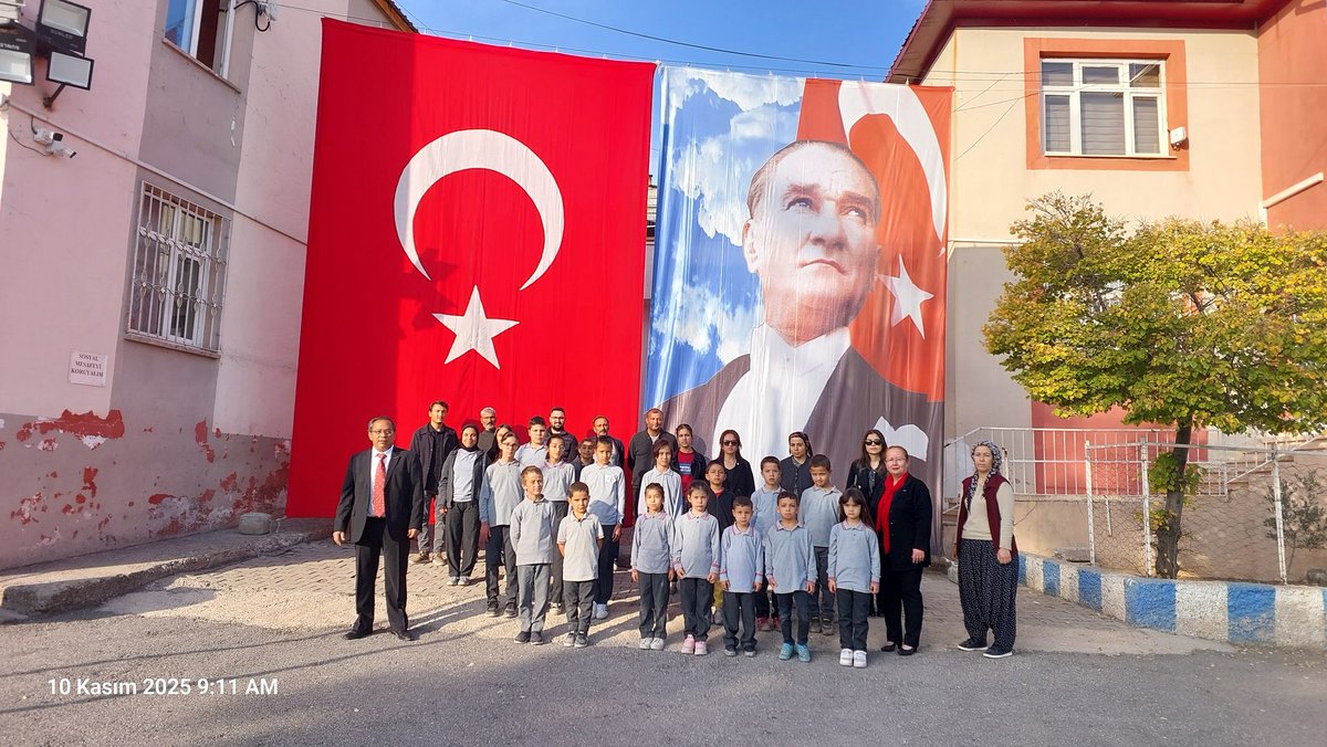 KuskanO's tweet photo. 🇹🇷 SAYGI🇹🇷
🇹🇷 SEVGİ VE ÖZLEMLE ANIYORUZ. 🇹🇷
@Muhammed0744 @FatihBurgut @GulnarMEM @MersinMEM @h_kadim33 https://t.co/a0kMFtrRK7
