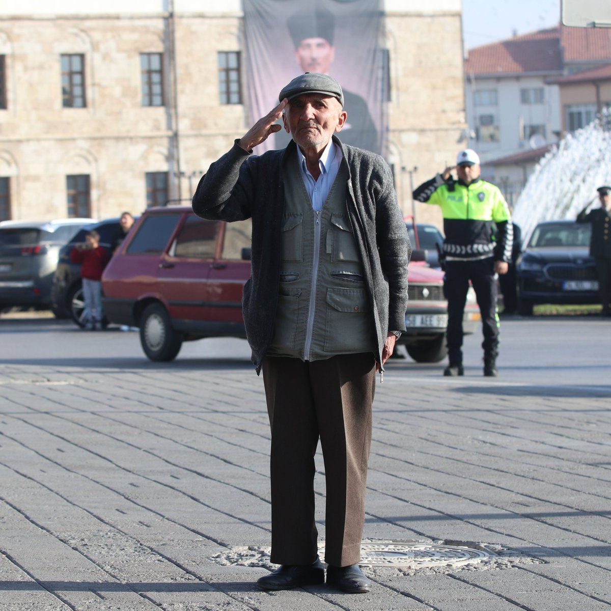 09.05 | Saygıyla, özlemle...
