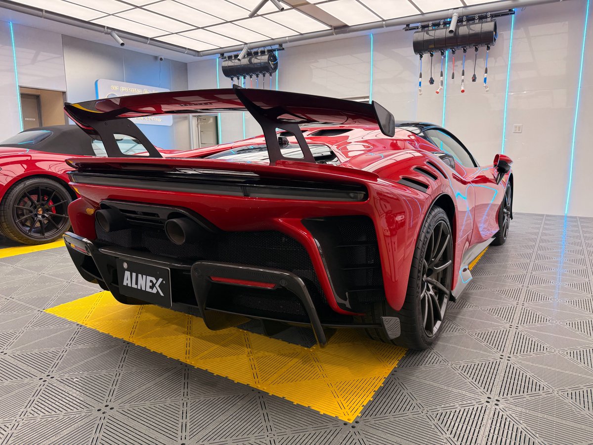 hydrocleanpro's tweet photo. 一億越えフェラーリ…次元が違う。
#車好きと繋がりたい  #ALNEX #フェラーリ https://t.co/C19t4HsYOa