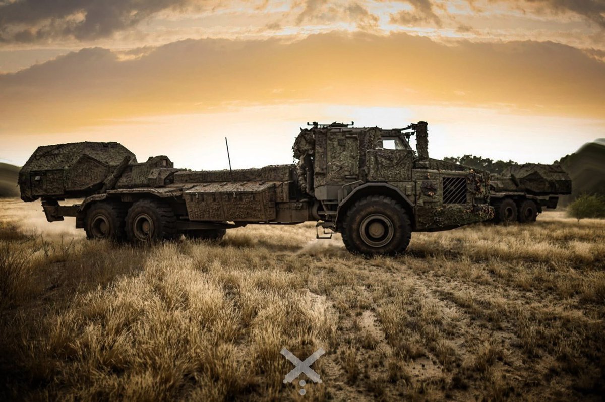 praisethesteph's tweet image. #Ukraine/#Russia 🇺🇦🇷🇺:

Two 🇸🇪#Swedish-donated 155mm/L52 Archer FH77 self-propelled howitzers on a Volvo A30E chassis in service with the 🇺🇦#Ukrainian 43rd Separate Artillery Brigade.