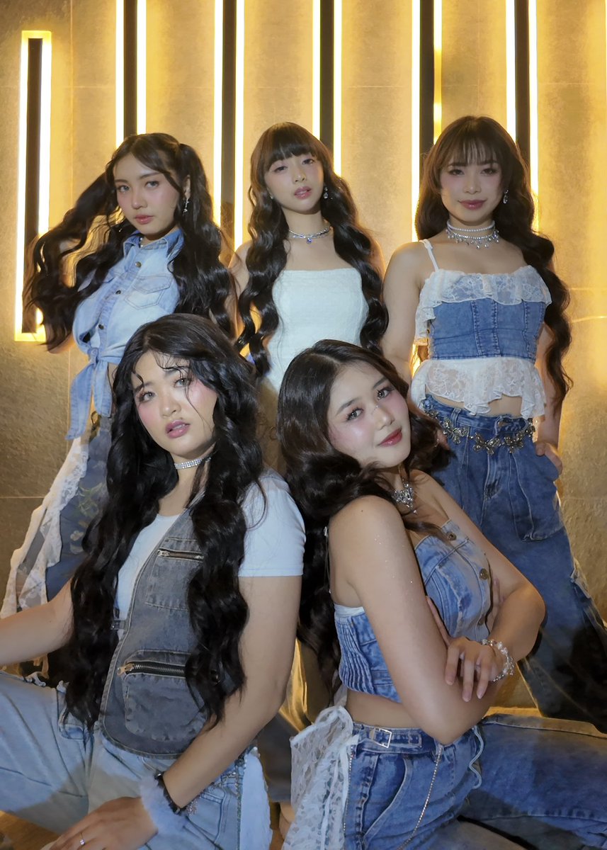 pixieofficialph's tweet image. TTKD 2025 ૮ • ﻌ - ა { PIX!E PHOTO }

Thank you, GV 99.1 🥰  We had such a great time with the Pampanga crowd. 💖 #pixieofficialph #pixieppopgroup #pixieph #ttkd2025