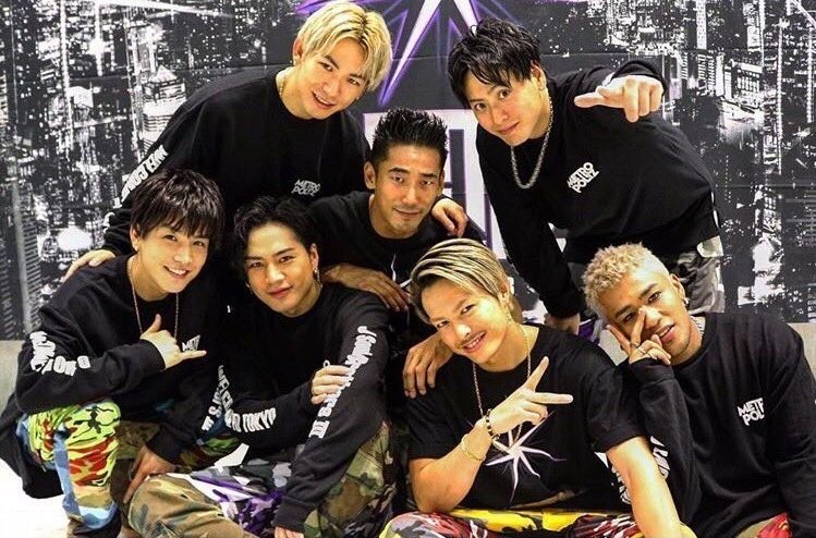 sayaka_3jsb_RI's tweet image. 15周年おめでとうございます🥂🎉
どんな時も光を見せてくれてありがとうございます🌹
7人が1分1秒でも長く共に道を創り歩めますように🌈
ナナコイチな三代目が大好きです✨
16年目に架かる虹の先のその先も共に歩ませてください🌈

#三代目JSOULBROTHERS
#三代目JSOULBROTHERS15th
#JSB3_15th