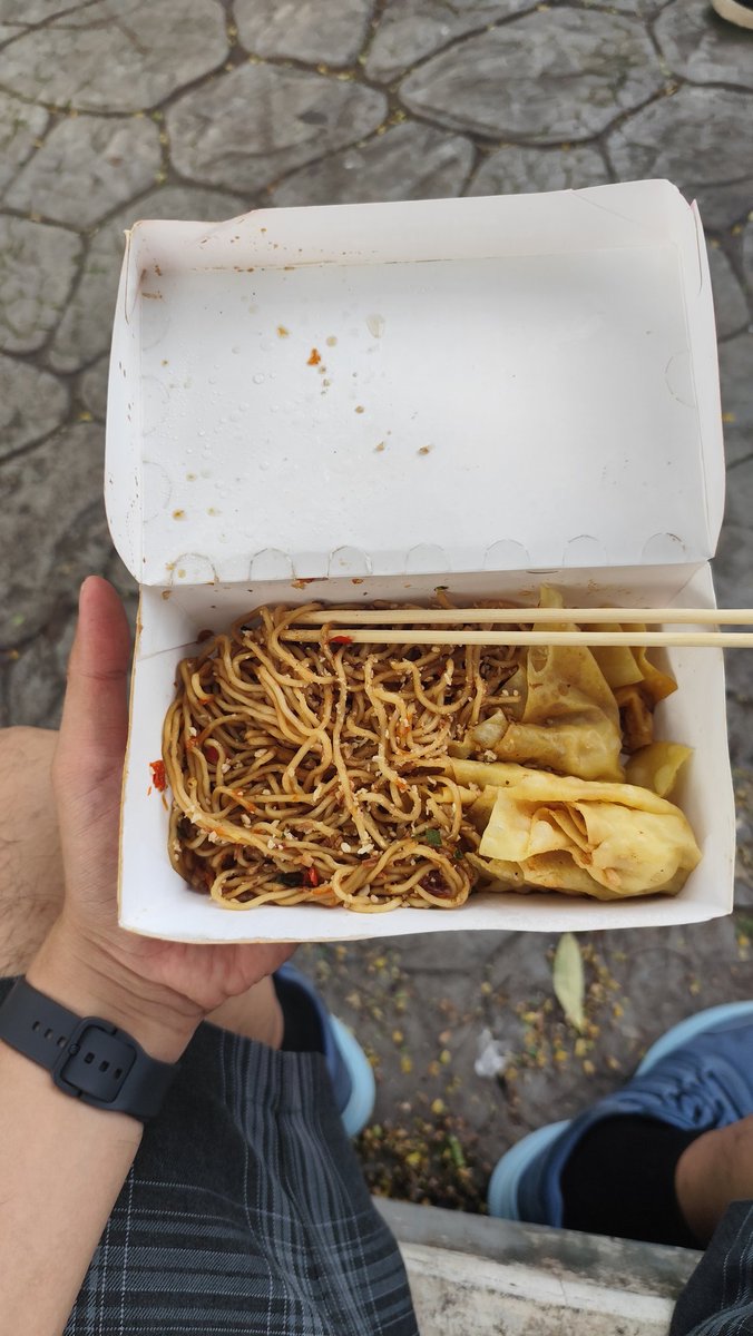 _ramaaamar_'s tweet image. 29 years, still alone...