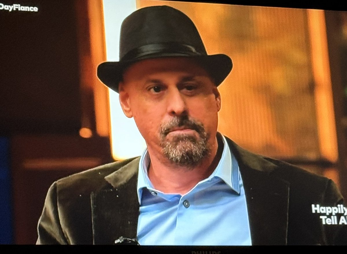 This beady eyed, pecker nosed, serial killer liar needs to go away already.  #90dayfiance #90DayFianceHappilyEverAfterTellAll