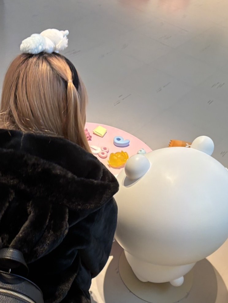 haru_sray's tweet photo. 先週ちいかわパーク行ったからTikTokに載せる用のを編集しないと！
喉風邪ひいて体調すこぶる悪いけど早めにあげたい https://t.co/SEdP61BWcG