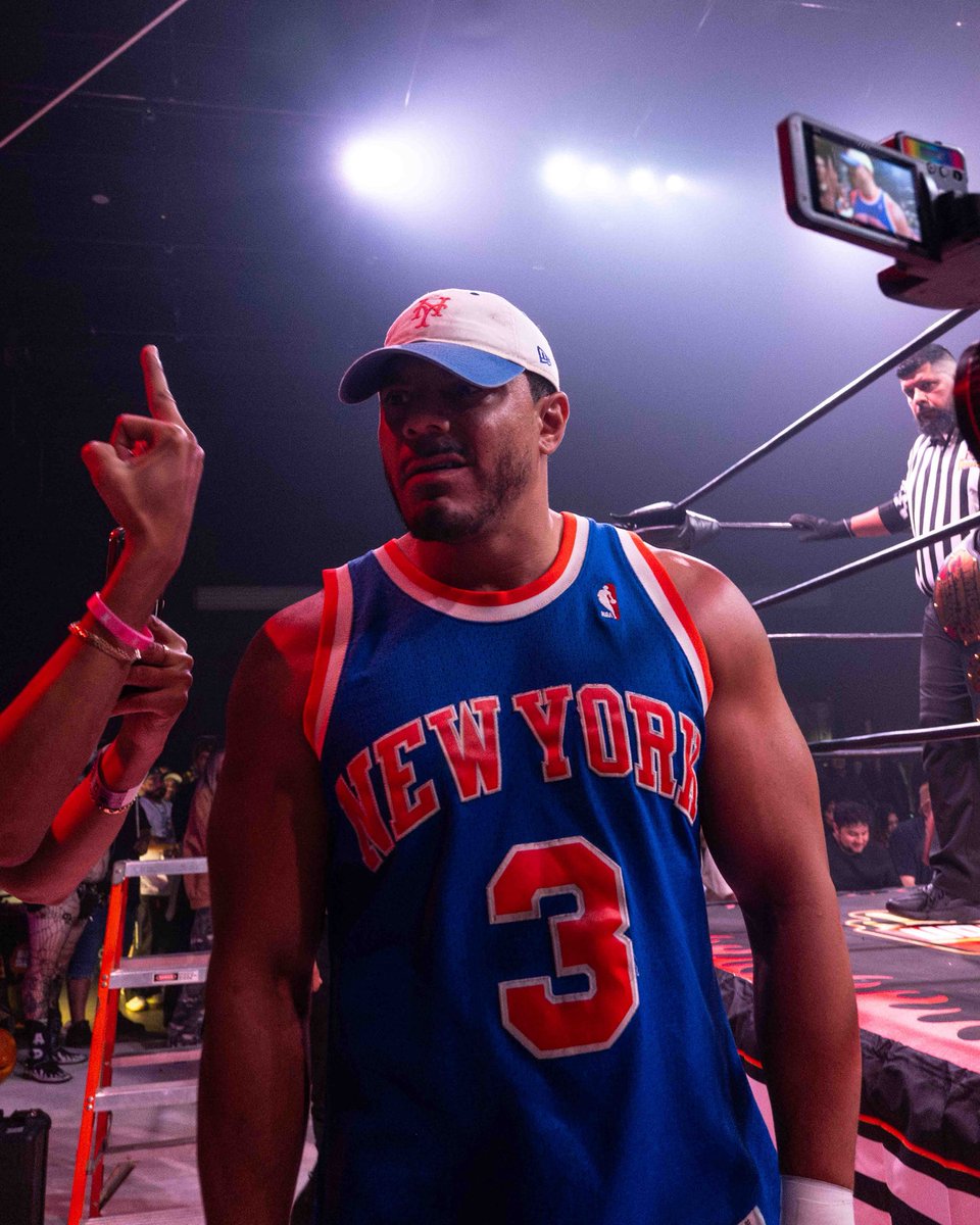 SliceBoogie's tweet image. I started wrestling well into my 30s, very late by industry standards. Will WWE or AEW ever sign me? Maybe, maybe not. Will I achieve my dream of wrestling in Japan? I hope so. It&apos;s never too late to chase your dream. If you fail, at least you can say YOU TRIED. Don&apos;t doubt it.