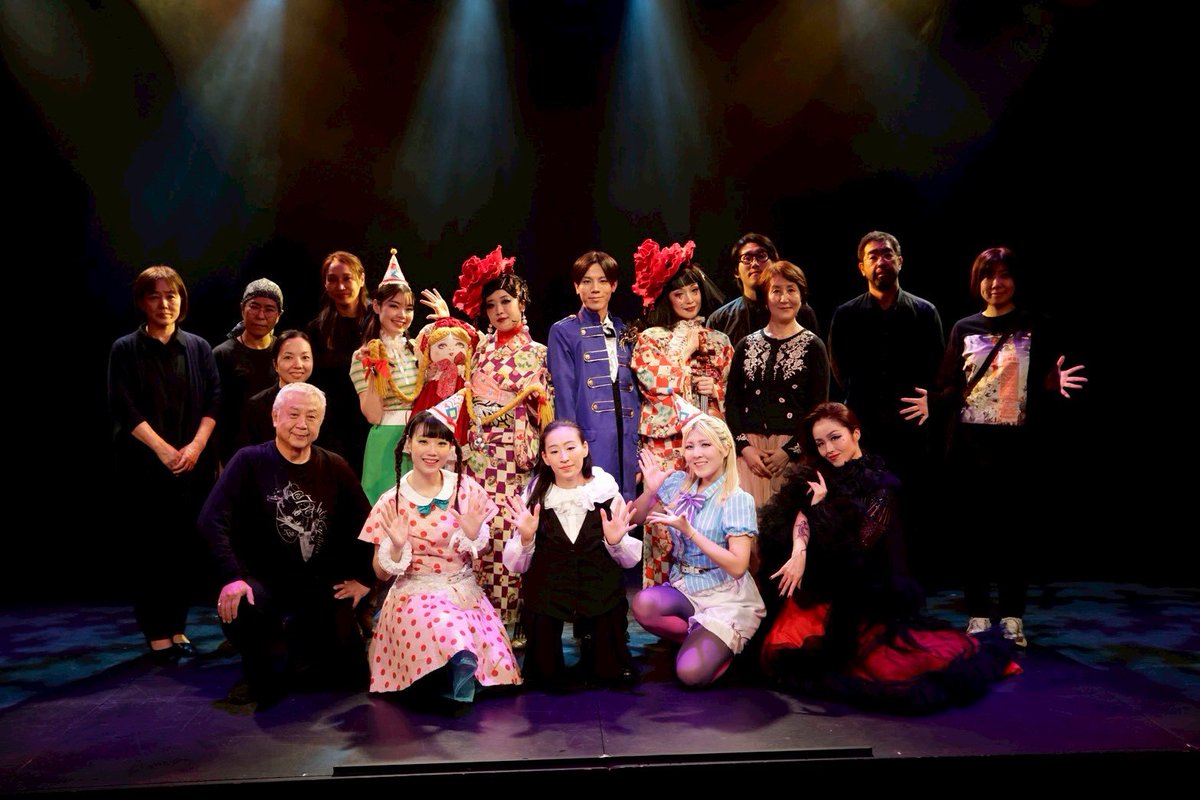 幻想奇術空間シンビーボックス 第2回公演
『〜浅草奇譚〜 夜ごといざなう偽りの月よ』

おかげさまで、全公演無事に終演いたしました！！

憧れの方々、そして大好きな方々とともに創り上げたこの作品は、私にとってかけがえのない宝物です。