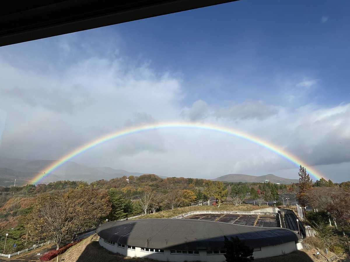 danbo1025's tweet photo. 🌈三昧🌈

最高👍
#虹
#空ネット https://t.co/havzESEaiC