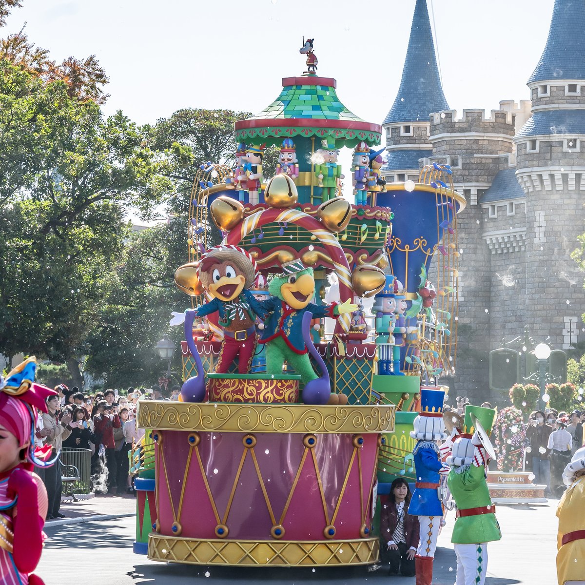 東京ディズニーランド“ディズニー・クリスマス2025”トイズ・ワンダラス