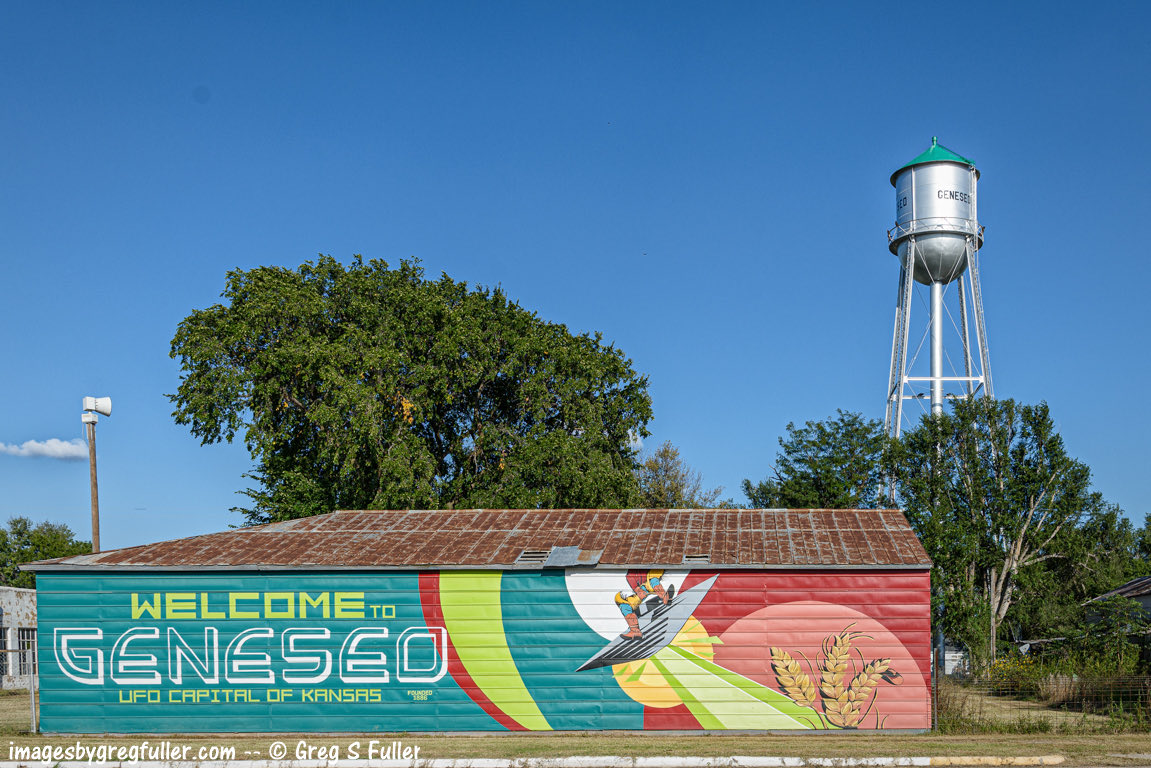 gregsfuller's tweet photo. Welcome to Dimension G - Genesco, Kansas https://t.co/xfKZgzSQX1