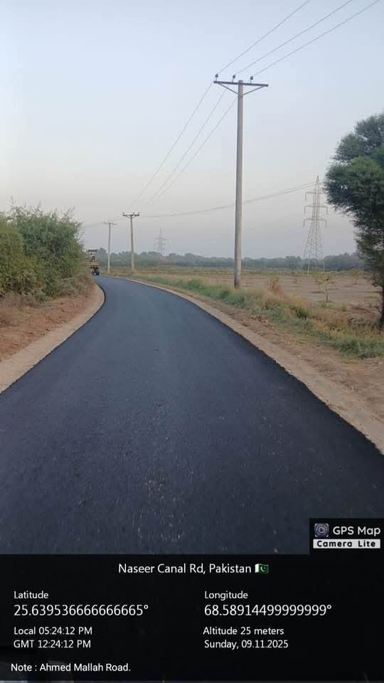 IfikharS7590's tweet photo. Under the leadership of Senior Provincial Minister @sharjeelinam  and PPP leader @rawalsharjeel, asphalt work on the road at Goth Ahmed Mallah, Chhuto Meer Bahar UC-70 has been completed.
#PS61 #ps61_development #SharjeelMemon #RawalMemon https://t.co/nP0pWDEI6a