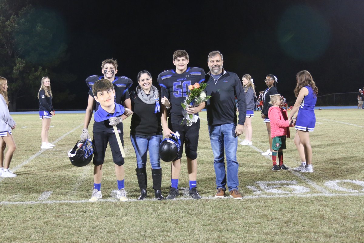sfcawolves's tweet image. Congratulations to our Football Seniors and families—and we can’t wait to see all the amazing things you’ll accomplish next!